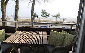 Sea View Lodge